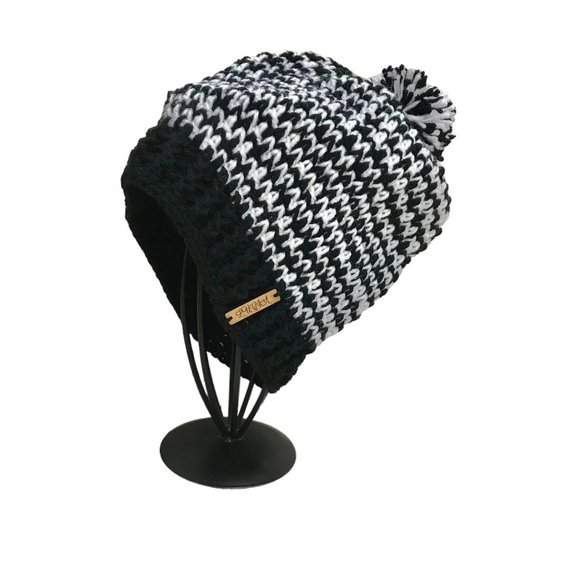 Beanie Slouchy with Pom Pom White/Black Adult Size Brand New Handmade Crochet - Picture 2 of 5